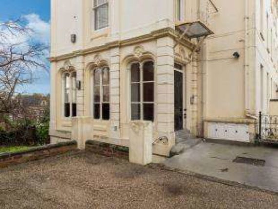 2 Bedroom Flat